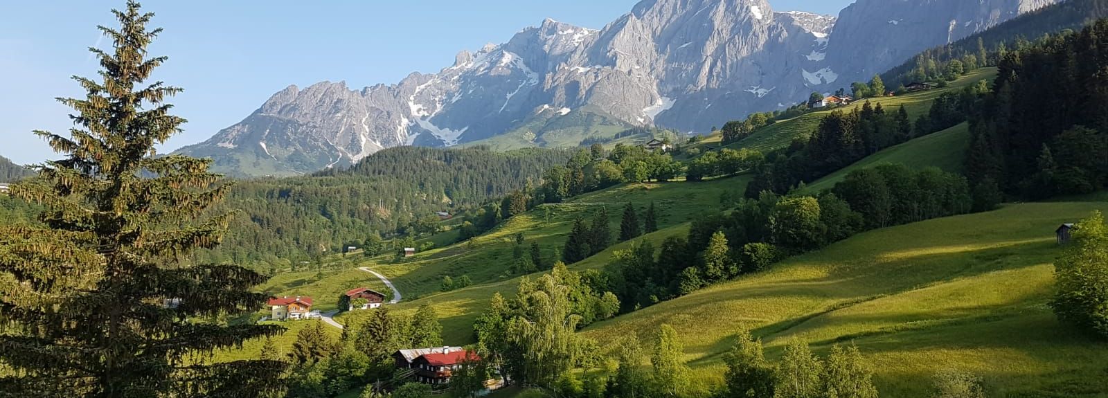 https://mdw-travel-data-us-east-1.s3.amazonaws.com/img/country/Austria/Pongau-Railway/img_03.jpg