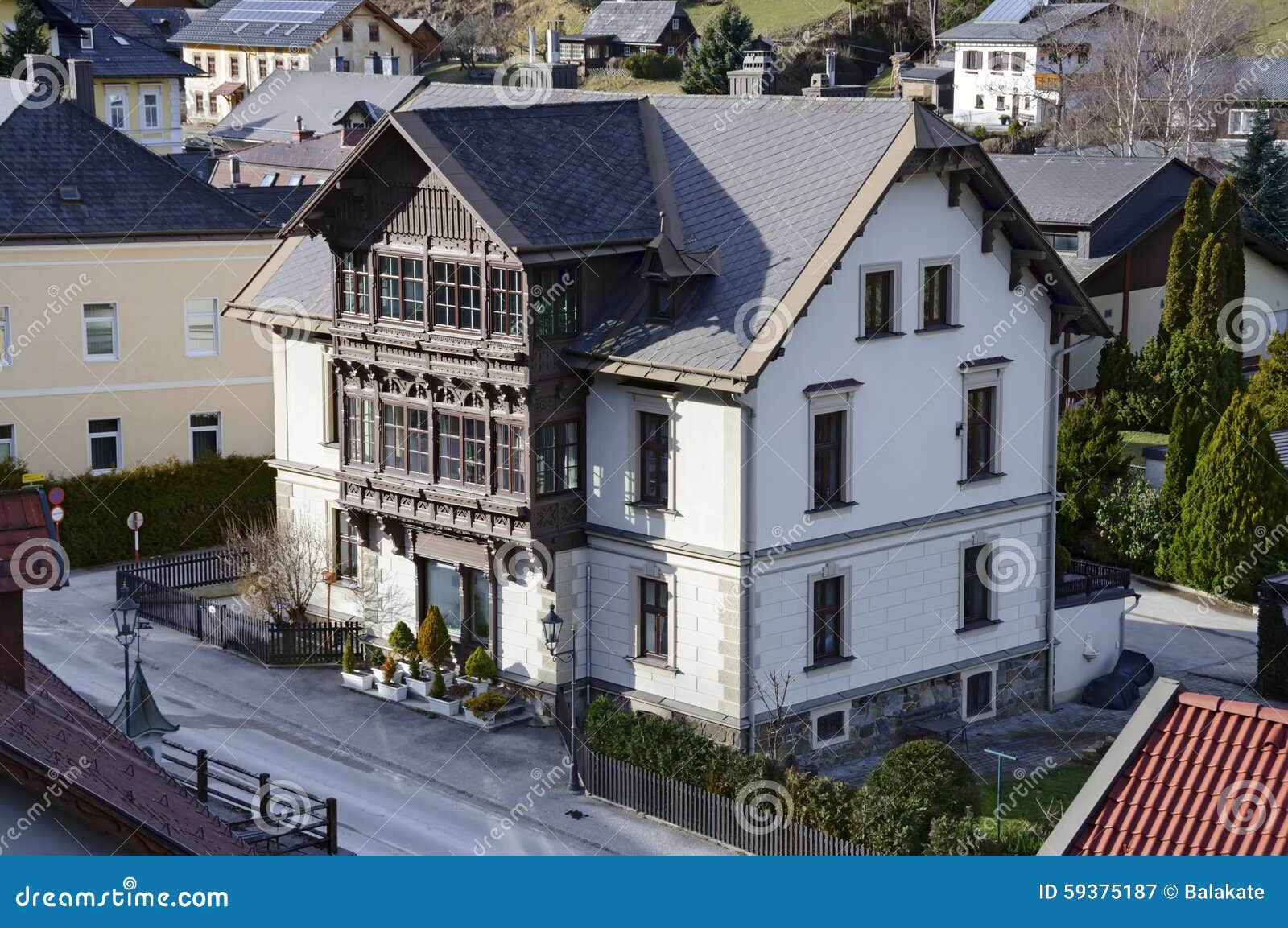 https://mdw-travel-data-us-east-1.s3.amazonaws.com/img/country/Austria/Prein-an-der-Rax/img_04.jpg