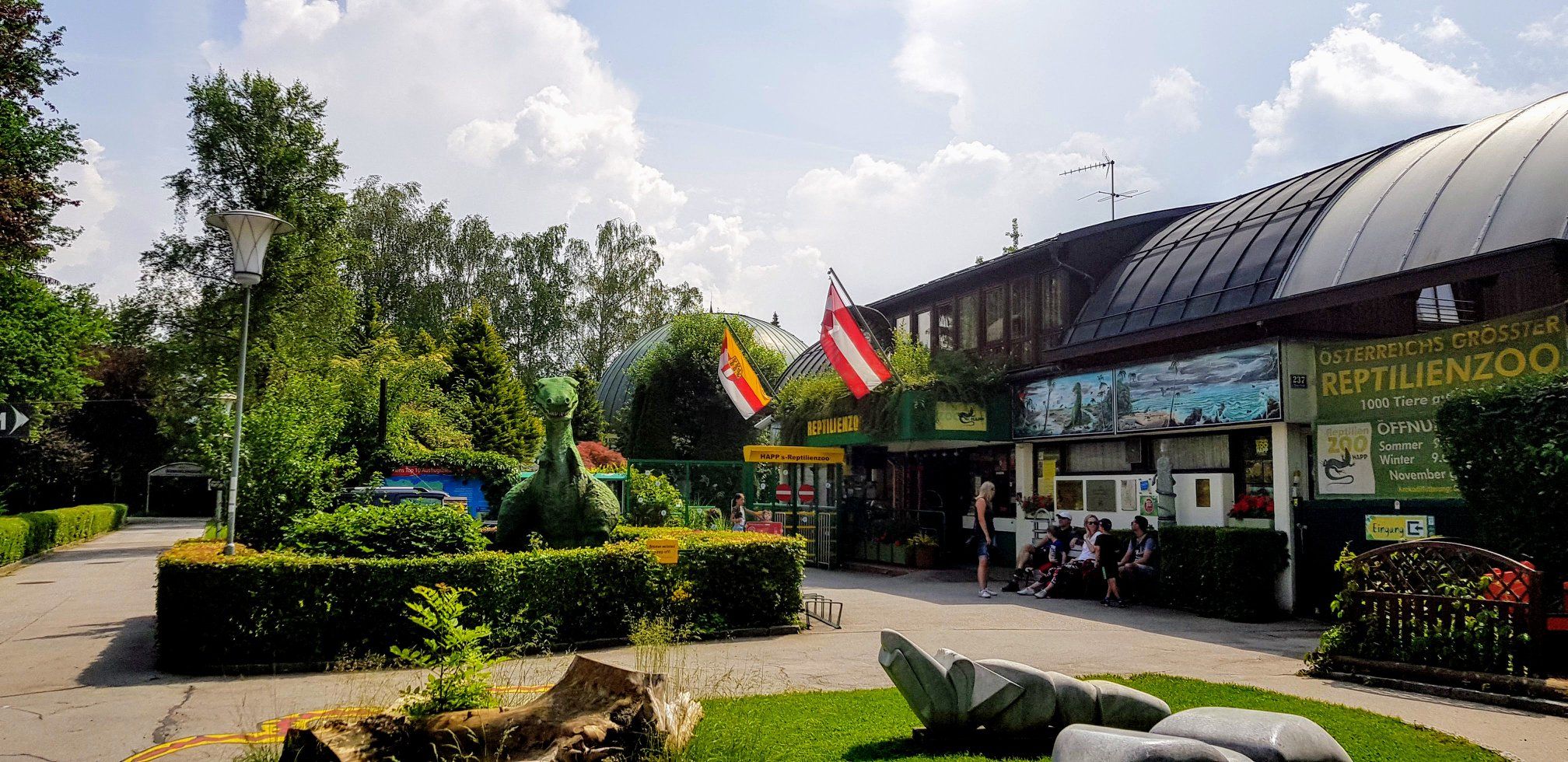 https://mdw-travel-data-us-east-1.s3.amazonaws.com/img/country/Austria/Reptilienzoo-Happ/img_02.jpg