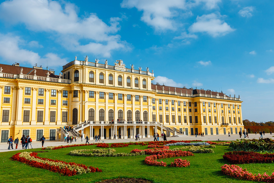 https://mdw-travel-data-us-east-1.s3.amazonaws.com/img/country/Austria/Rudolfs-Tower/img_03.jpg