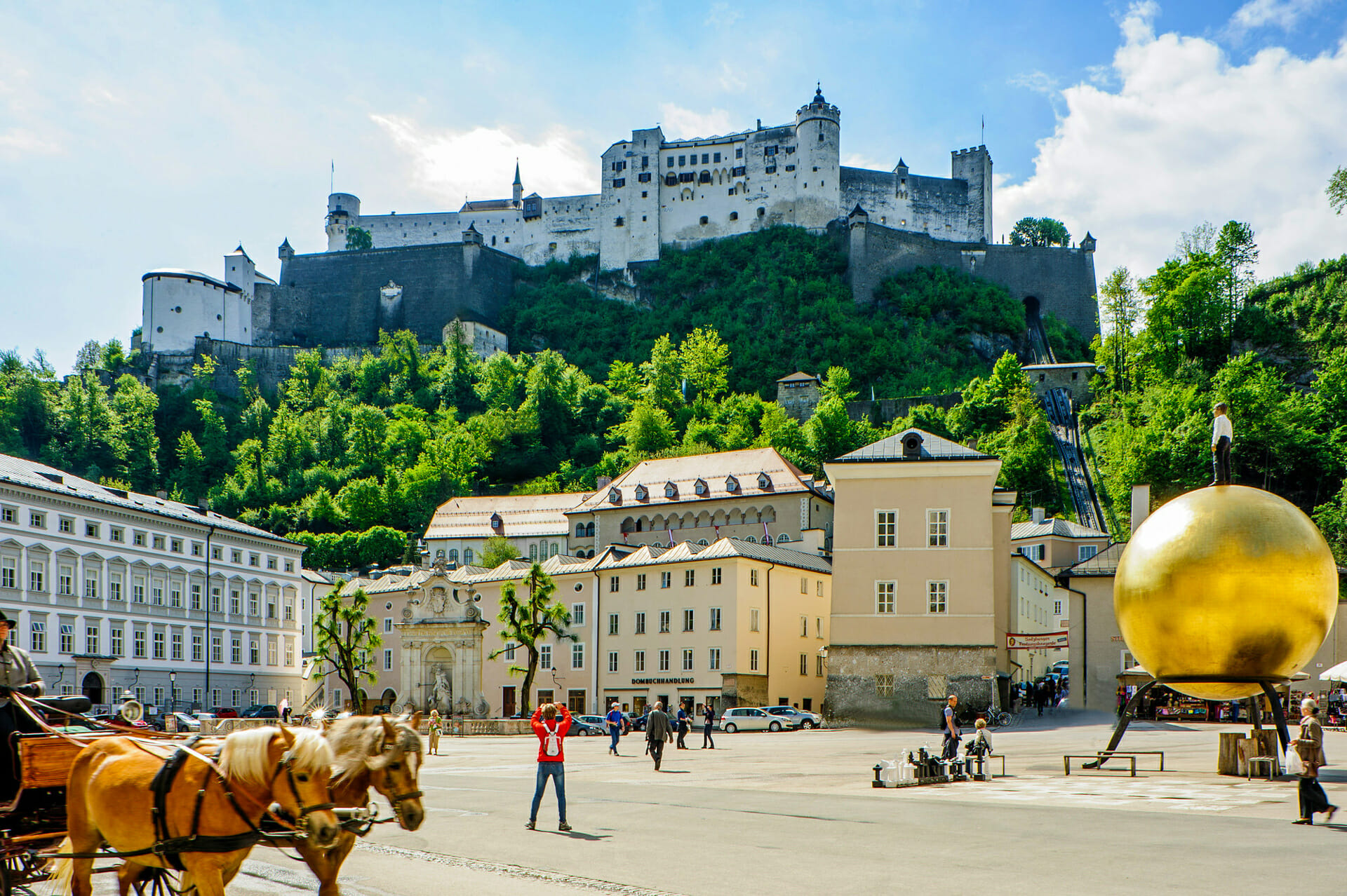 https://mdw-travel-data-us-east-1.s3.amazonaws.com/img/country/Austria/Salzburg-Fortress/img_03.jpg