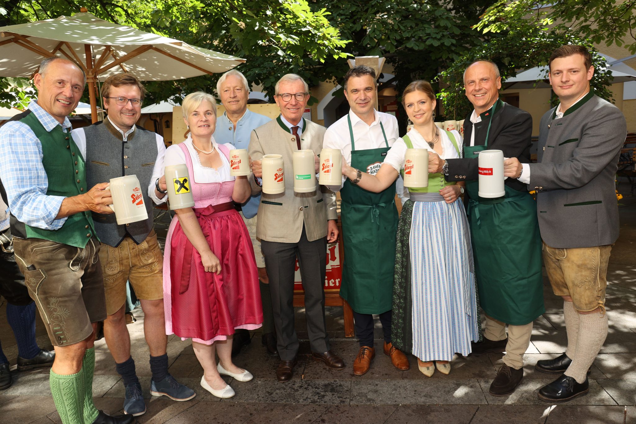 https://mdw-travel-data-us-east-1.s3.amazonaws.com/img/country/Austria/Salzburger-Bauernherbst/img_02.jpg