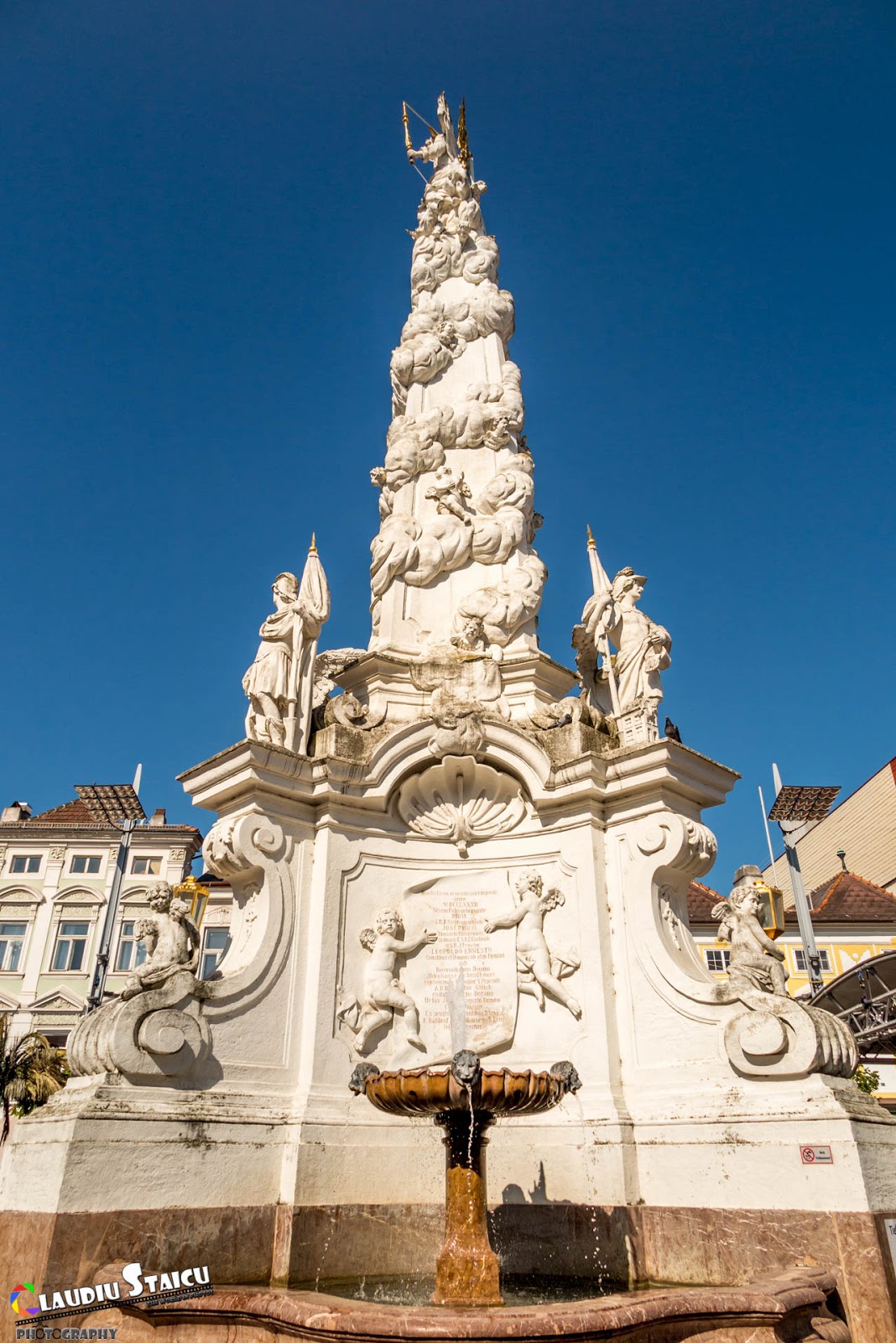 https://mdw-travel-data-us-east-1.s3.amazonaws.com/img/country/Austria/Sankt-Polten/img_01.jpg