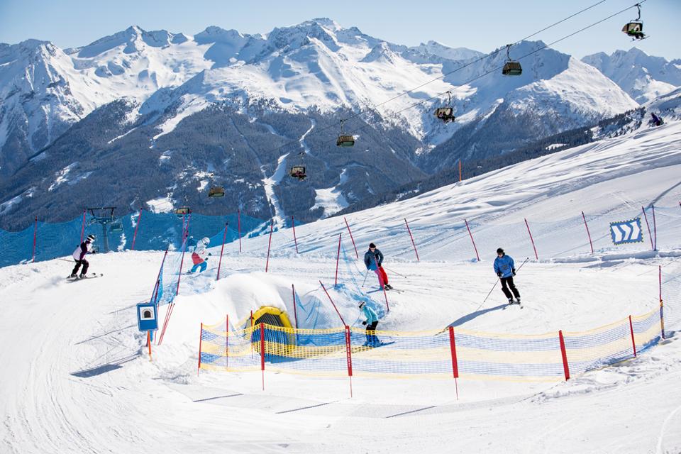 https://mdw-travel-data-us-east-1.s3.amazonaws.com/img/country/Austria/Schlossalm-Angertal-Stubnerkogel-Cable-Car/img_00.jpg
