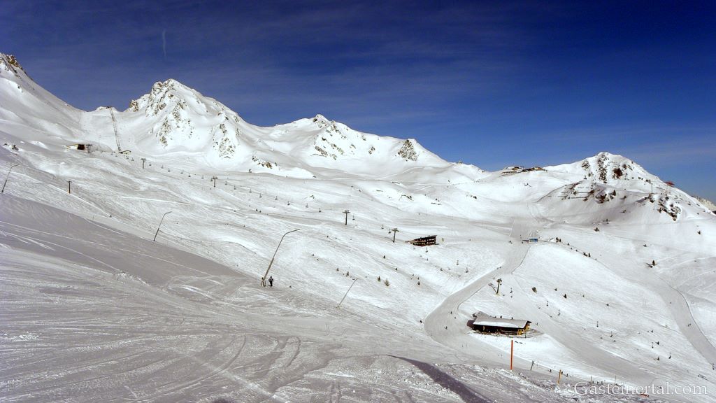 https://mdw-travel-data-us-east-1.s3.amazonaws.com/img/country/Austria/Schlossalm-Mountain/img_03.jpg