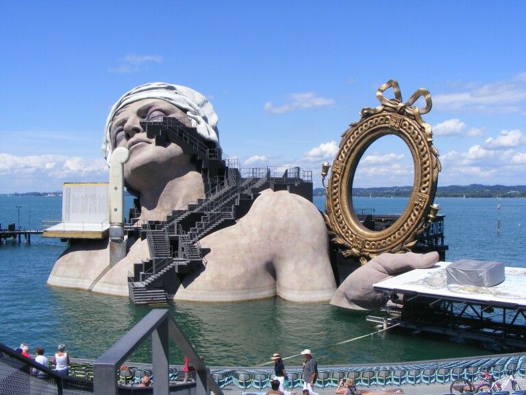 https://mdw-travel-data-us-east-1.s3.amazonaws.com/img/country/Austria/Seebuhne-Bregenz/img_03.jpg