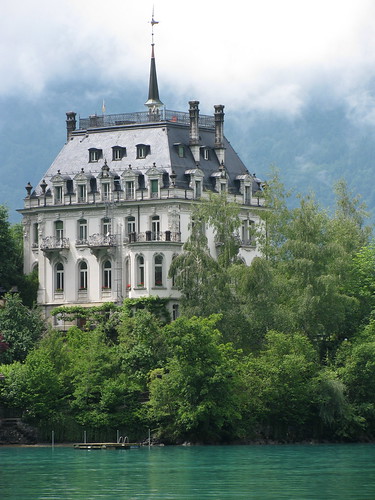 https://mdw-travel-data-us-east-1.s3.amazonaws.com/img/country/Austria/Seeburg-Castle/img_05.jpg