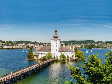 https://mdw-travel-data-us-east-1.s3.amazonaws.com/img/country/Austria/Seeschloss-Ort/img_02.jpg