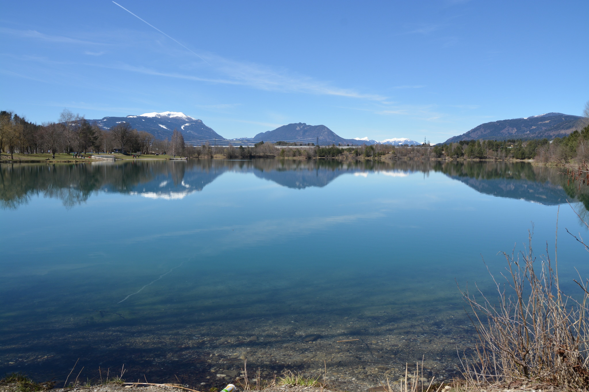 https://mdw-travel-data-us-east-1.s3.amazonaws.com/img/country/Austria/Silbersee/img_01.jpg