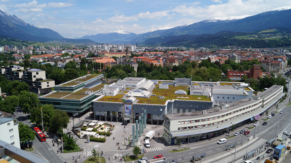 https://mdw-travel-data-us-east-1.s3.amazonaws.com/img/country/Austria/Sillpark-Shopping-Center/img_03.jpg