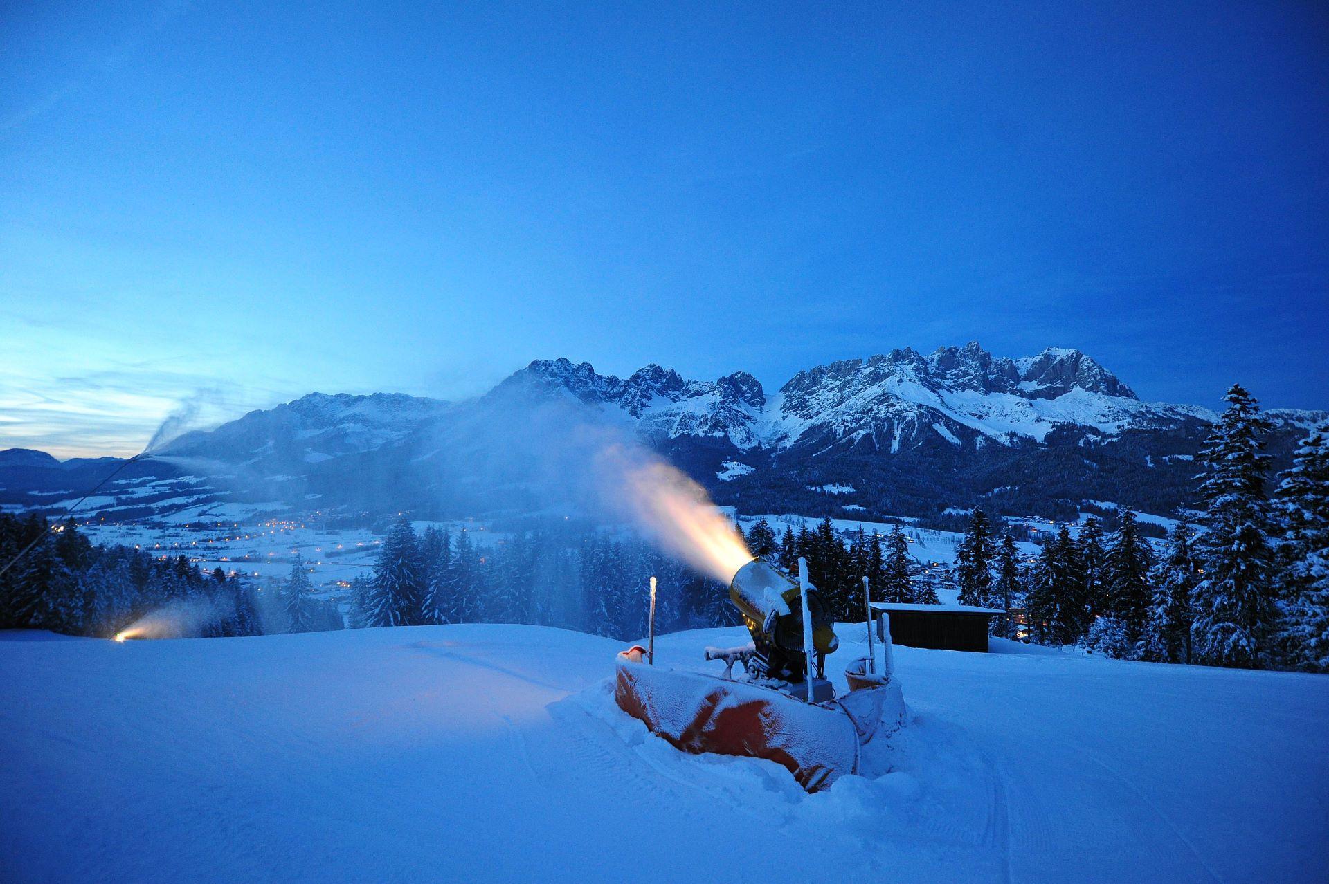 https://mdw-travel-data-us-east-1.s3.amazonaws.com/img/country/Austria/SkiWelt-Wilder-Kaiser---Brixental/img_03.jpg