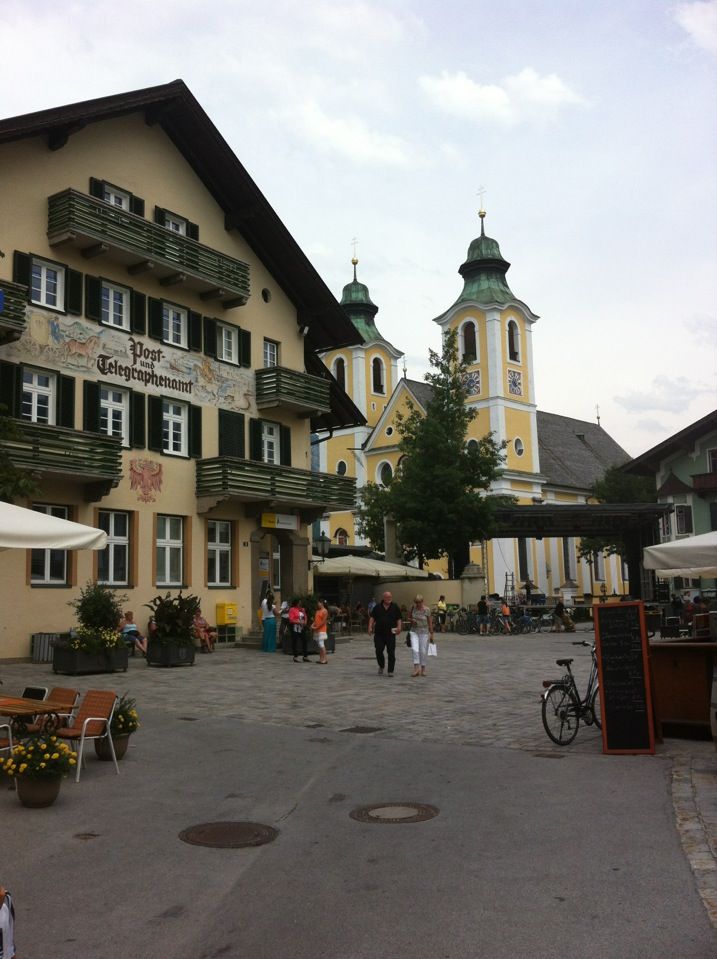 https://mdw-travel-data-us-east-1.s3.amazonaws.com/img/country/Austria/St-Johann-in-Tirol/img_01.jpg
