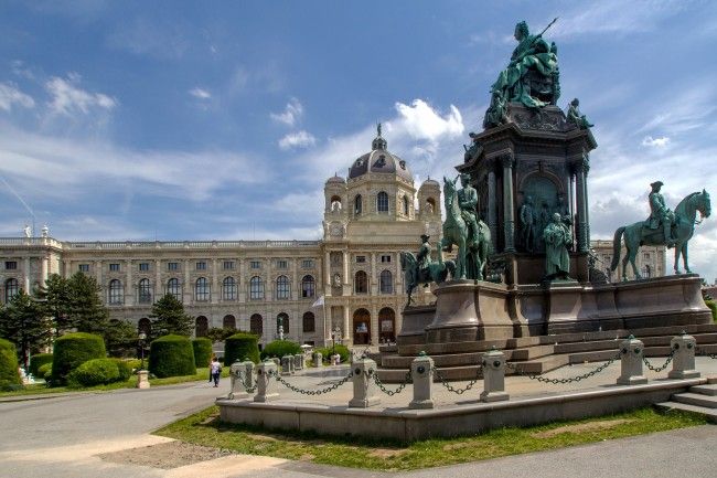 https://mdw-travel-data-us-east-1.s3.amazonaws.com/img/country/Austria/Stadtmuseum/img_01.jpg