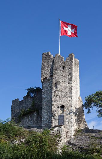https://mdw-travel-data-us-east-1.s3.amazonaws.com/img/country/Austria/Stein-Castle/img_02.jpg