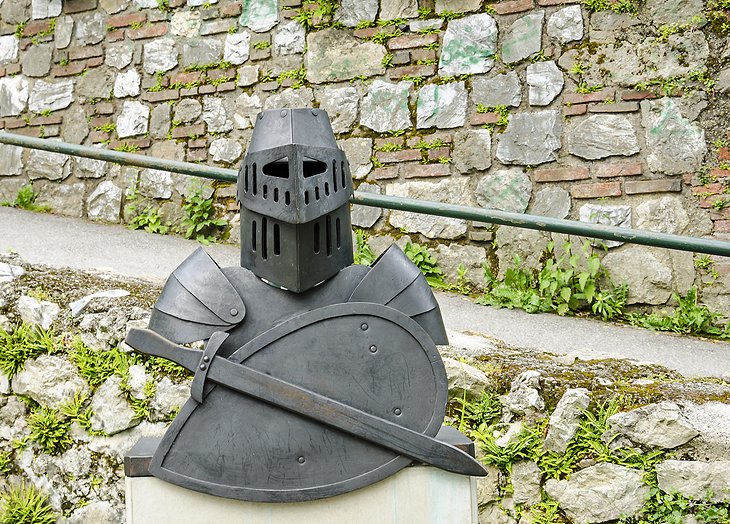 https://mdw-travel-data-us-east-1.s3.amazonaws.com/img/country/Austria/Styrian-Armoury/img_02.jpg