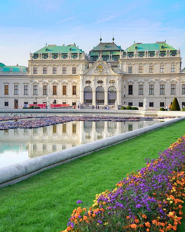 https://mdw-travel-data-us-east-1.s3.amazonaws.com/img/country/Austria/Tezno-Mansion/img_02.jpg