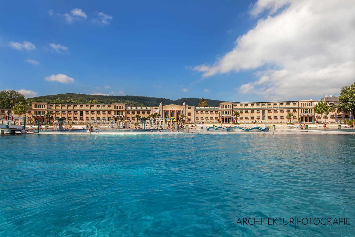 https://mdw-travel-data-us-east-1.s3.amazonaws.com/img/country/Austria/Thermalstrandbad/img_03.jpg