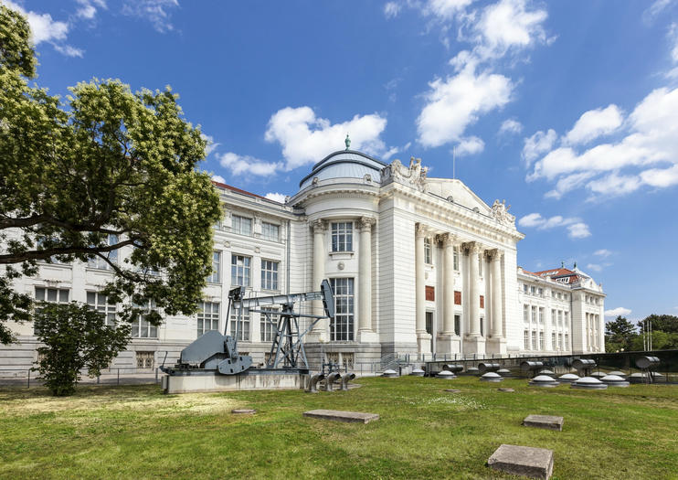 https://mdw-travel-data-us-east-1.s3.amazonaws.com/img/country/Austria/Vienna-Technical-Museum/img_02.jpg