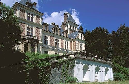 https://mdw-travel-data-us-east-1.s3.amazonaws.com/img/country/Austria/Villa-Wartholz/img_01.jpg
