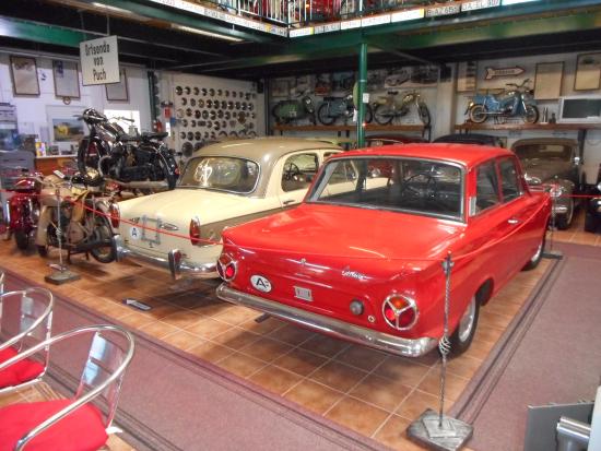 https://mdw-travel-data-us-east-1.s3.amazonaws.com/img/country/Austria/Villacher-Fahrzeugmuseum/img_02.jpg