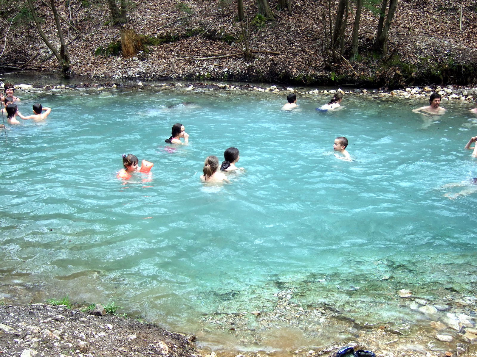 https://mdw-travel-data-us-east-1.s3.amazonaws.com/img/country/Austria/Warmbad-Adventure-Pool/img_00.jpg