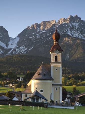 https://mdw-travel-data-us-east-1.s3.amazonaws.com/img/country/Austria/Wilder-Kaiser/img_05.jpg