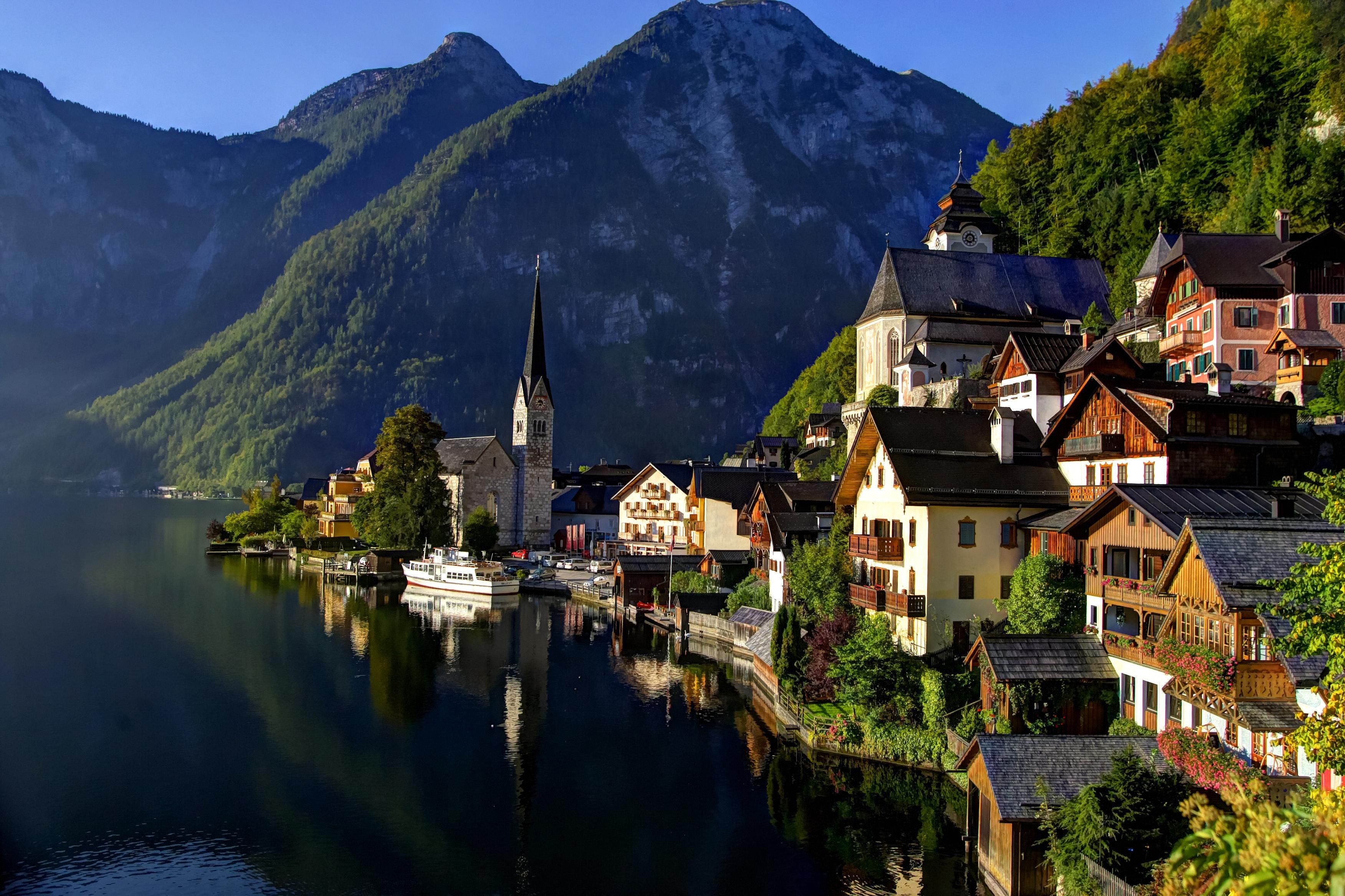 https://mdw-travel-data-us-east-1.s3.amazonaws.com/img/country/Austria/Zug---Zugertobel/img_03.jpg