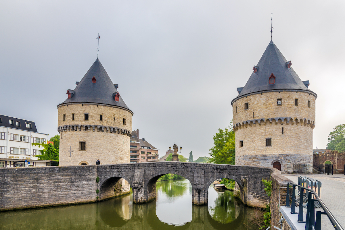 https://mdw-travel-data-us-east-1.s3.amazonaws.com/img/country/Belgium/24-uur-van-Kortrijk/img_02.jpg