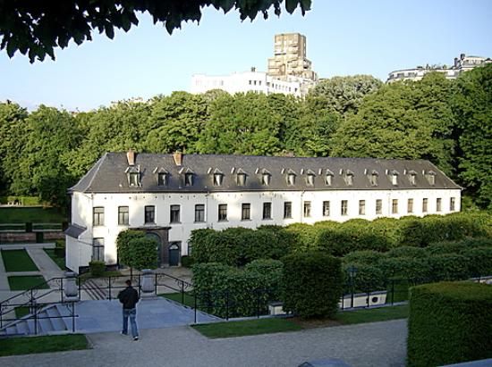 https://mdw-travel-data-us-east-1.s3.amazonaws.com/img/country/Belgium/Abbaye-de-la-Cambre/img_00.jpg