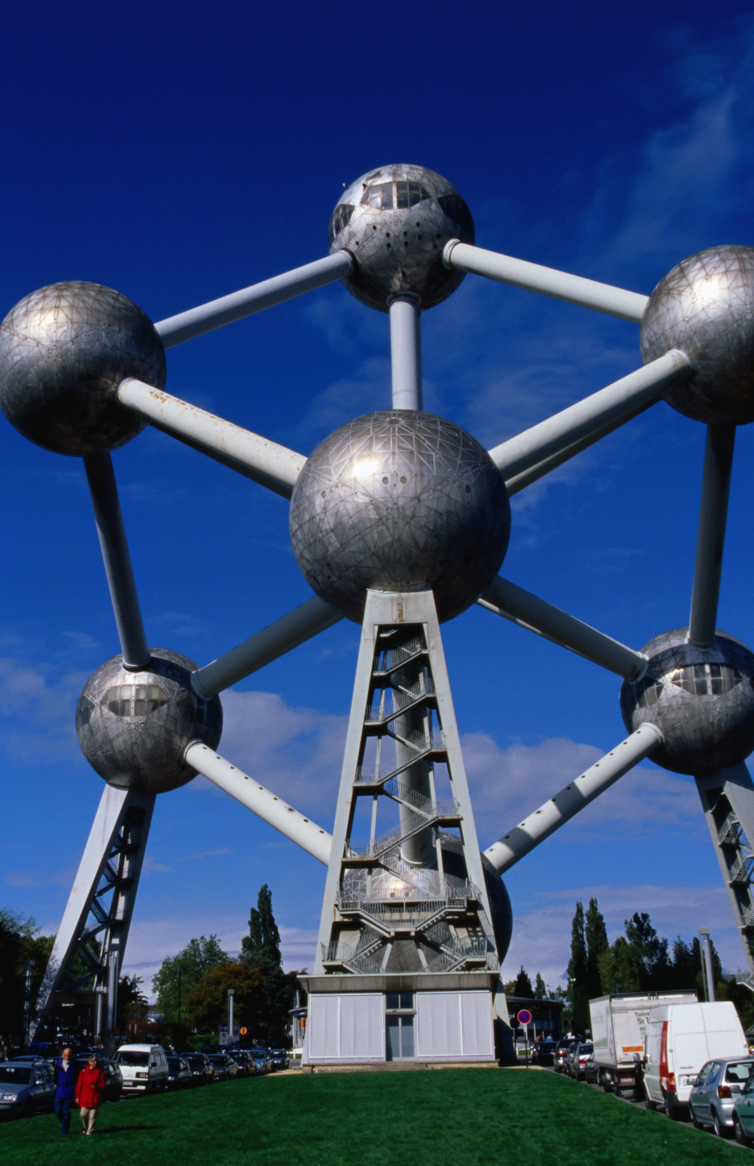 https://mdw-travel-data-us-east-1.s3.amazonaws.com/img/country/Belgium/Atomium/img_01.jpg