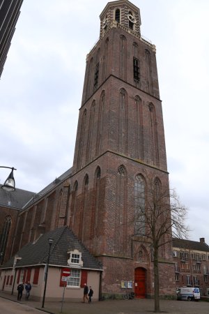 https://mdw-travel-data-us-east-1.s3.amazonaws.com/img/country/Belgium/Basiliek-van-Onze-Lieve-Vrouw/img_01.jpg