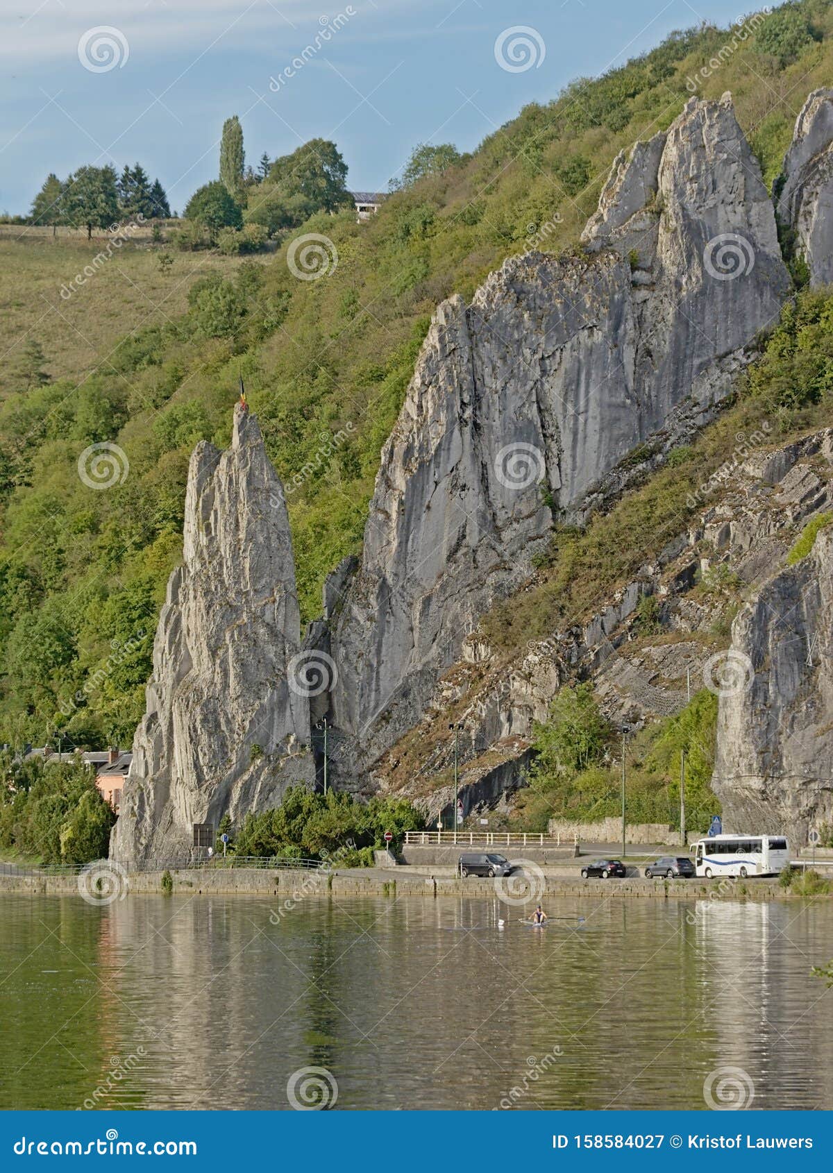 https://mdw-travel-data-us-east-1.s3.amazonaws.com/img/country/Belgium/Bayard-Rock/img_01.jpg