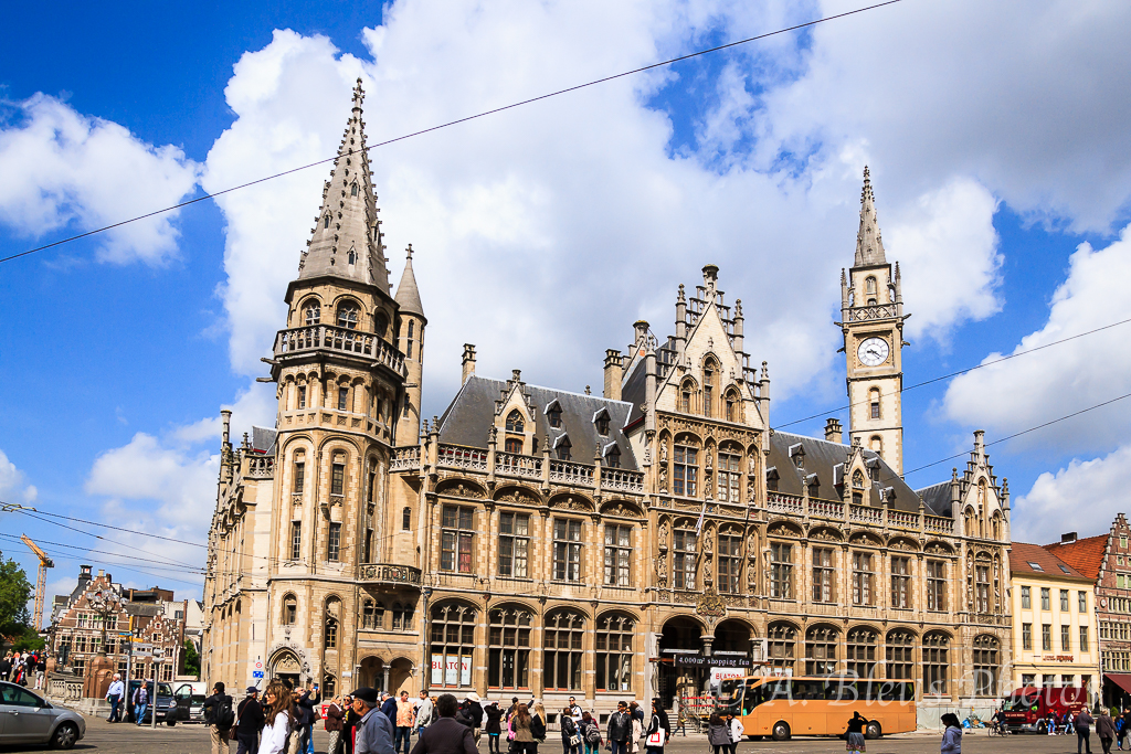 https://mdw-travel-data-us-east-1.s3.amazonaws.com/img/country/Belgium/Belfry-of-Ghent/img_01.jpg