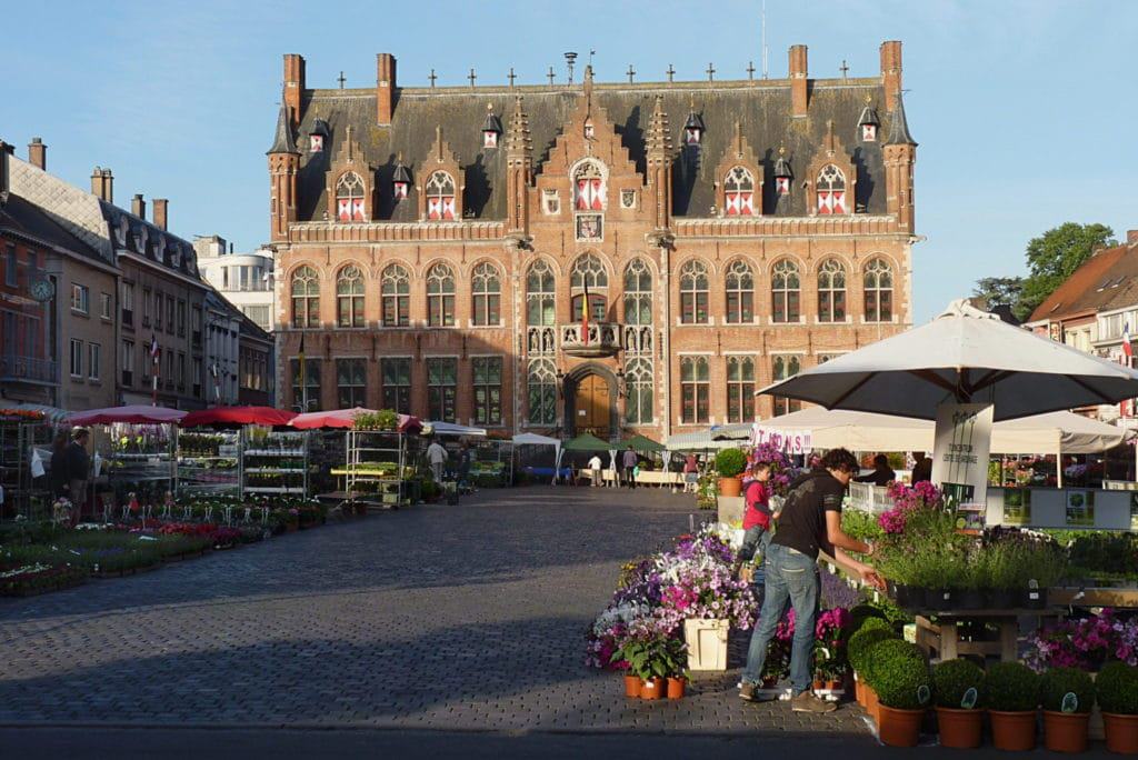 https://mdw-travel-data-us-east-1.s3.amazonaws.com/img/country/Belgium/CEnE-Centre-dexposition-de-Mouscron/img_01.jpg