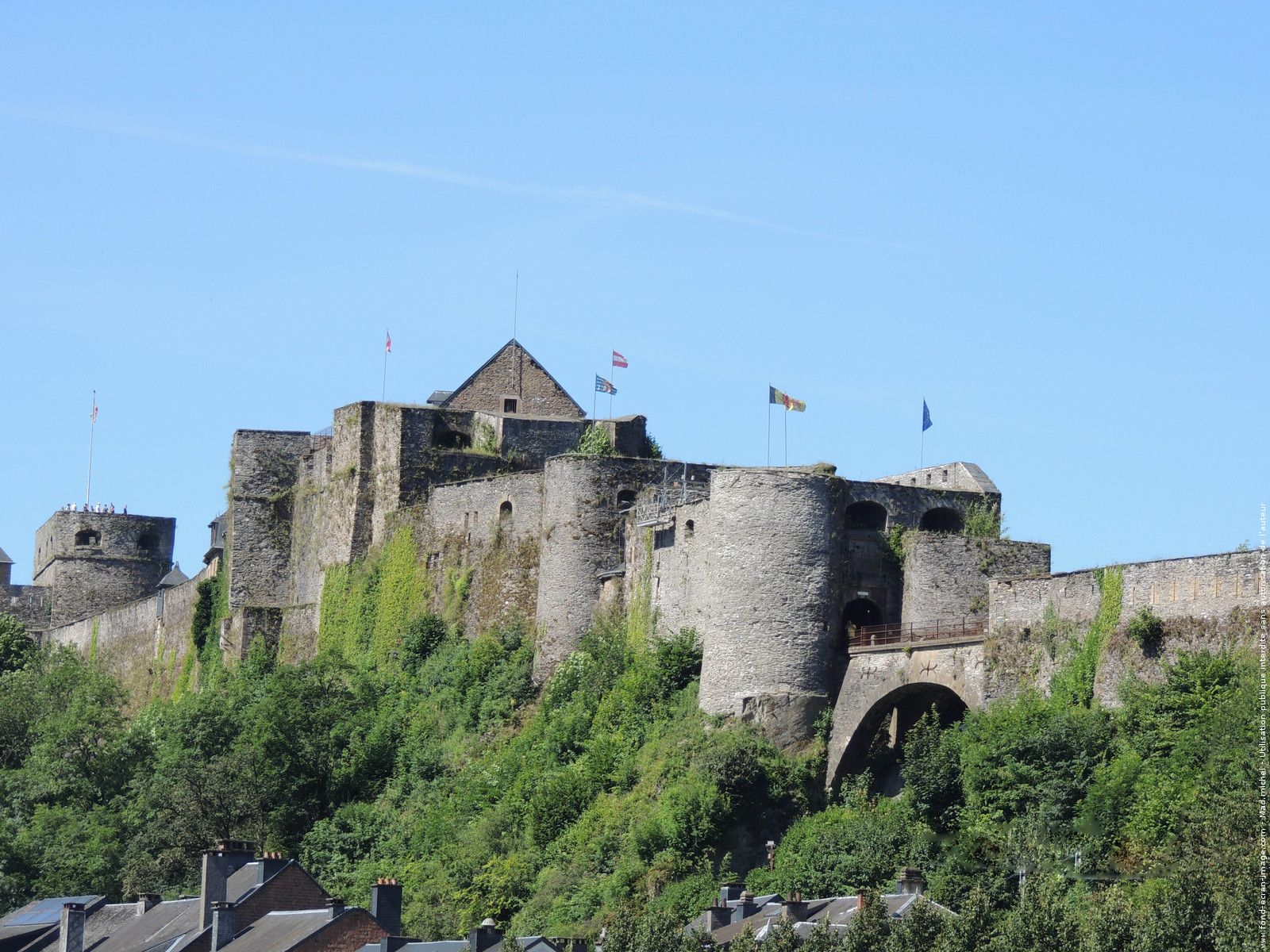 https://mdw-travel-data-us-east-1.s3.amazonaws.com/img/country/Belgium/Castle-of-Bouillon/img_01.jpg