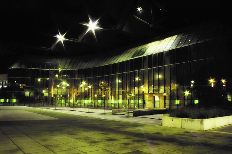 https://mdw-travel-data-us-east-1.s3.amazonaws.com/img/country/Belgium/Centre-culturel-de-Mouscron-La-Maison-Folie/img_00.jpg