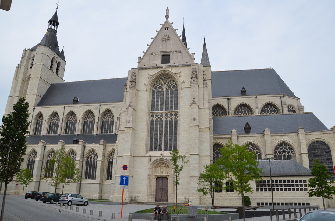 https://mdw-travel-data-us-east-1.s3.amazonaws.com/img/country/Belgium/Church-of-Our-Lady/img_01.jpg