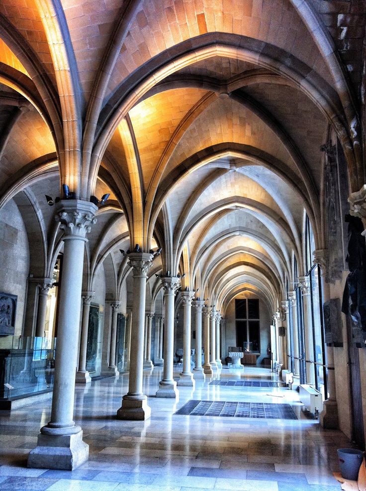 https://mdw-travel-data-us-east-1.s3.amazonaws.com/img/country/Belgium/Cinquantenaire/img_05.jpg