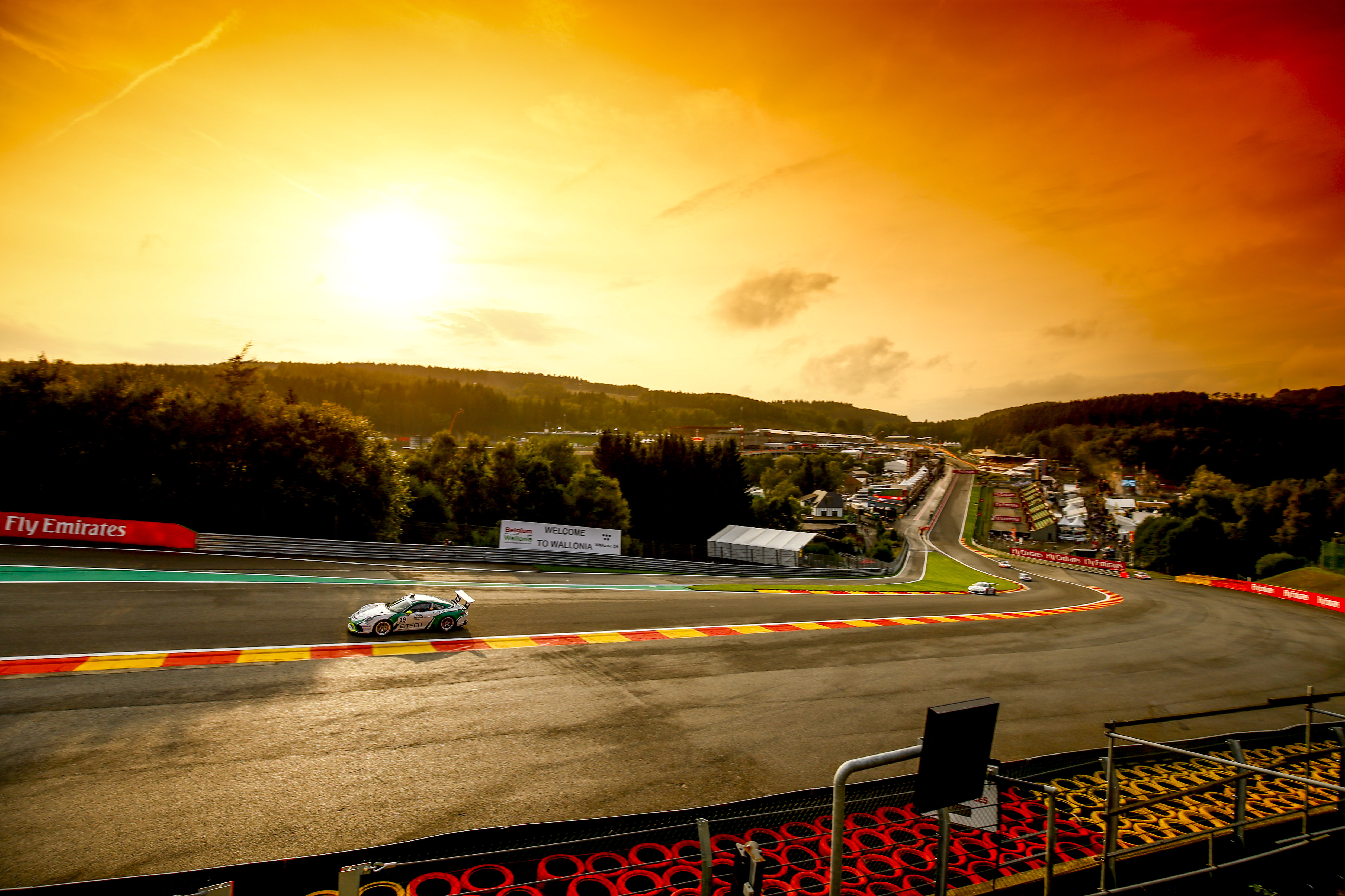 https://mdw-travel-data-us-east-1.s3.amazonaws.com/img/country/Belgium/Circuit-de-Spa-Francorchamps/img_00.jpg