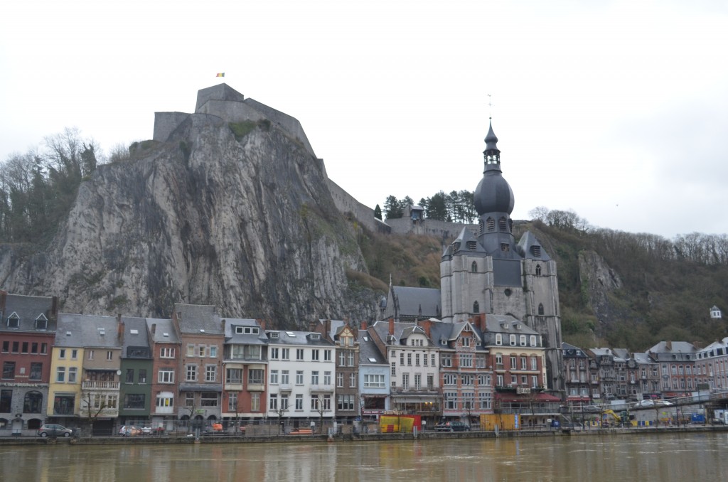 https://mdw-travel-data-us-east-1.s3.amazonaws.com/img/country/Belgium/Citadel-of-Dinant/img_03.jpg