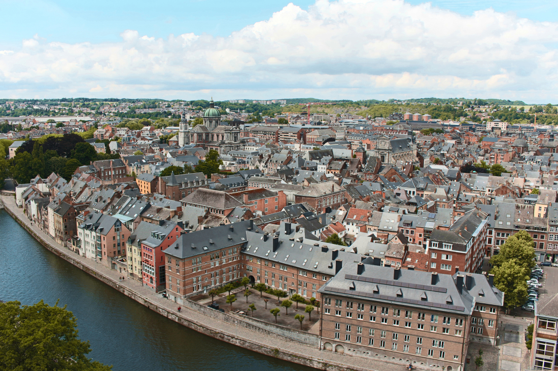 https://mdw-travel-data-us-east-1.s3.amazonaws.com/img/country/Belgium/Citadel-of-Namur/img_02.jpg