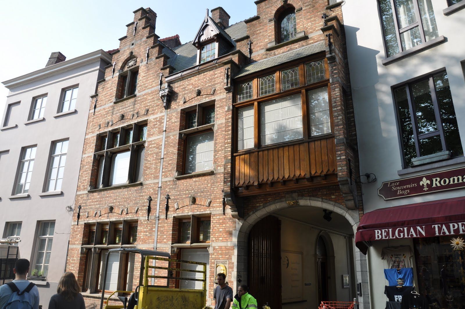 https://mdw-travel-data-us-east-1.s3.amazonaws.com/img/country/Belgium/De-Halve-Maan-Brewery/img_01.jpg