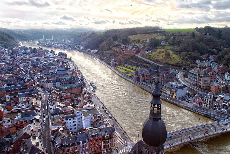 https://mdw-travel-data-us-east-1.s3.amazonaws.com/img/country/Belgium/Dinant-Citadel/img_02.jpg