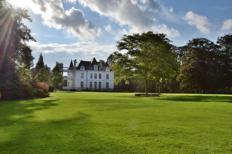https://mdw-travel-data-us-east-1.s3.amazonaws.com/img/country/Belgium/Domaine-Provincial-de-Chevetogne/img_03.jpg