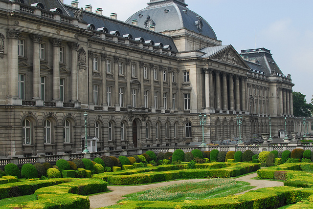 https://mdw-travel-data-us-east-1.s3.amazonaws.com/img/country/Belgium/Eglise-Saint-Charles/img_01.jpg