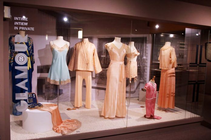 https://mdw-travel-data-us-east-1.s3.amazonaws.com/img/country/Belgium/Fashion-Museum/img_02.jpg