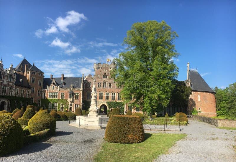 https://mdw-travel-data-us-east-1.s3.amazonaws.com/img/country/Belgium/Gaasbeek-Castle/img_02.jpg
