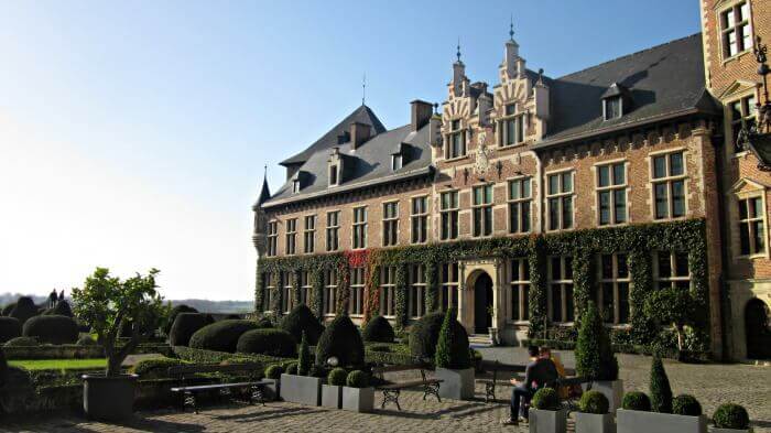 https://mdw-travel-data-us-east-1.s3.amazonaws.com/img/country/Belgium/Gaasbeek-Castle/img_03.jpg