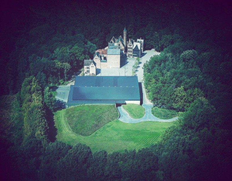 https://mdw-travel-data-us-east-1.s3.amazonaws.com/img/country/Belgium/Hangar-58/img_02.jpg
