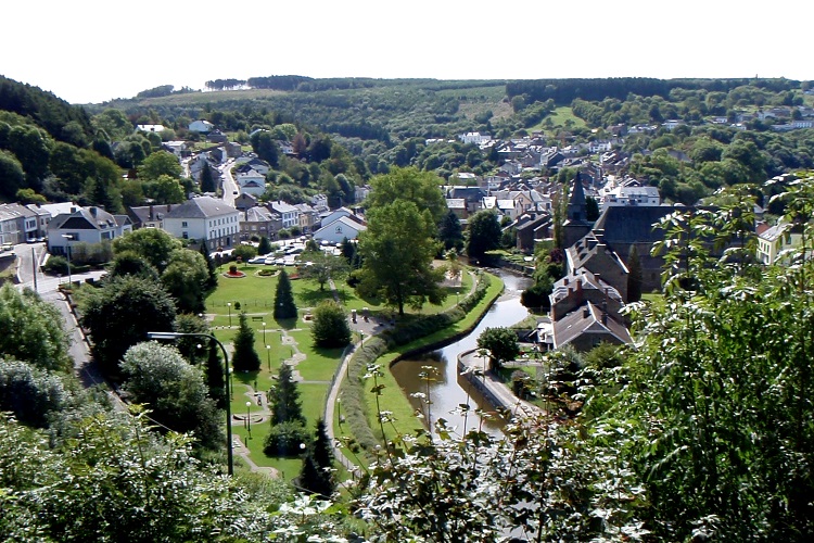 https://mdw-travel-data-us-east-1.s3.amazonaws.com/img/country/Belgium/Houffalize/img_01.jpg
